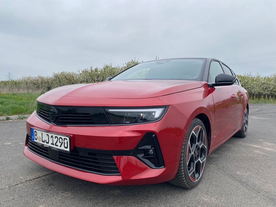 Opel Astra S&S pakiet sportowy GS, 1 właściciel, 2024 rok, jak nowe.