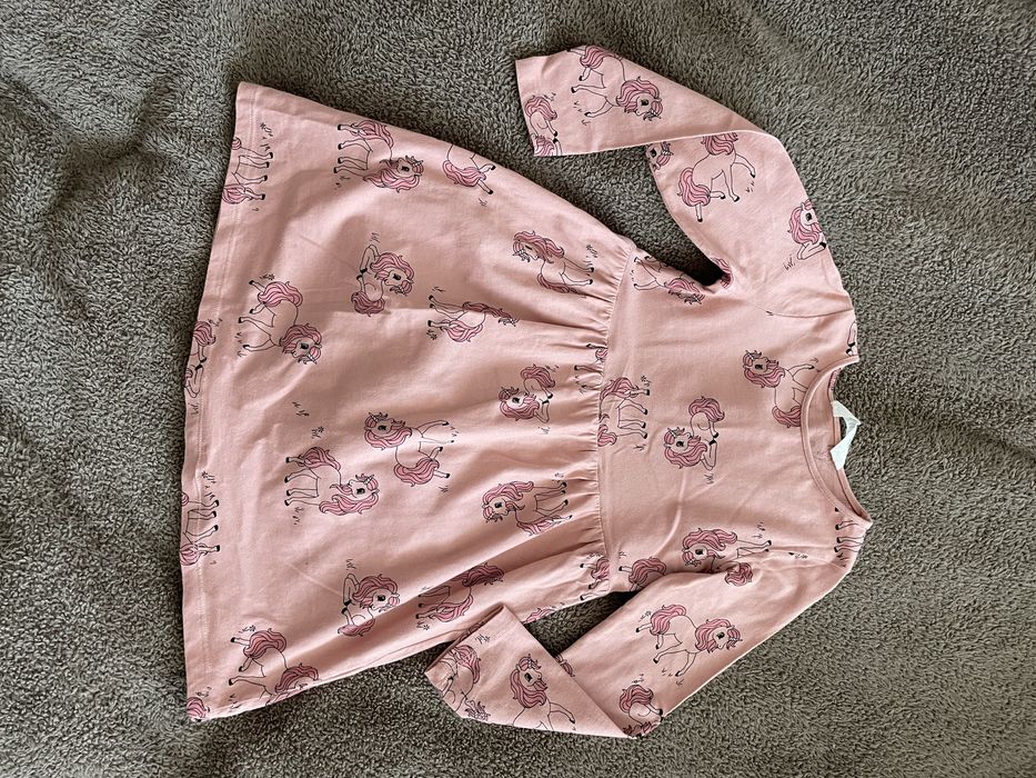 Сукня hm 5-6 років