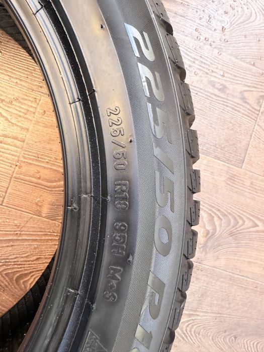 Шини Pirelli 225/50/R18