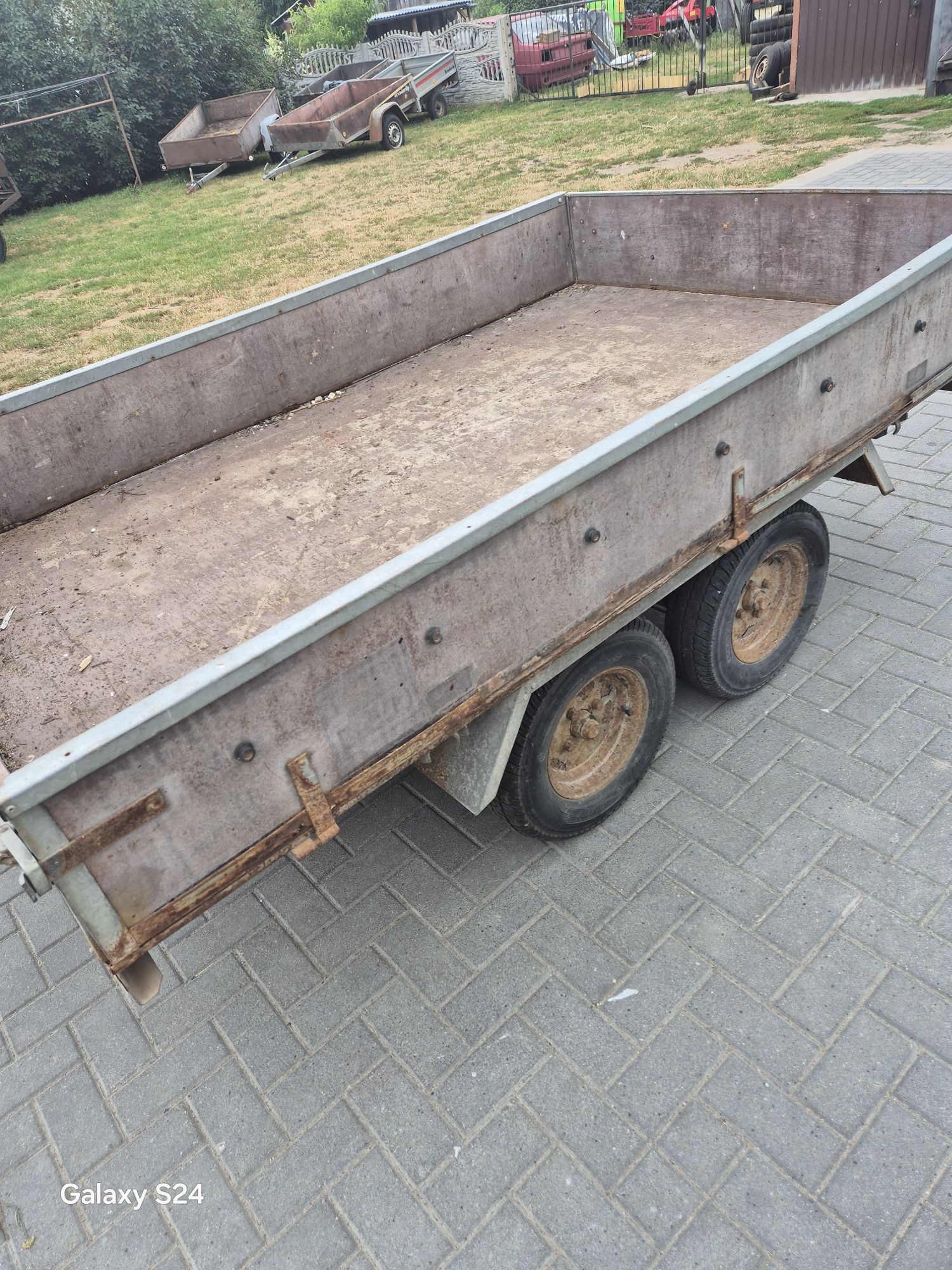 Przyczepka samochodowa Kvik 2.4x1.5 na Kat B lekka