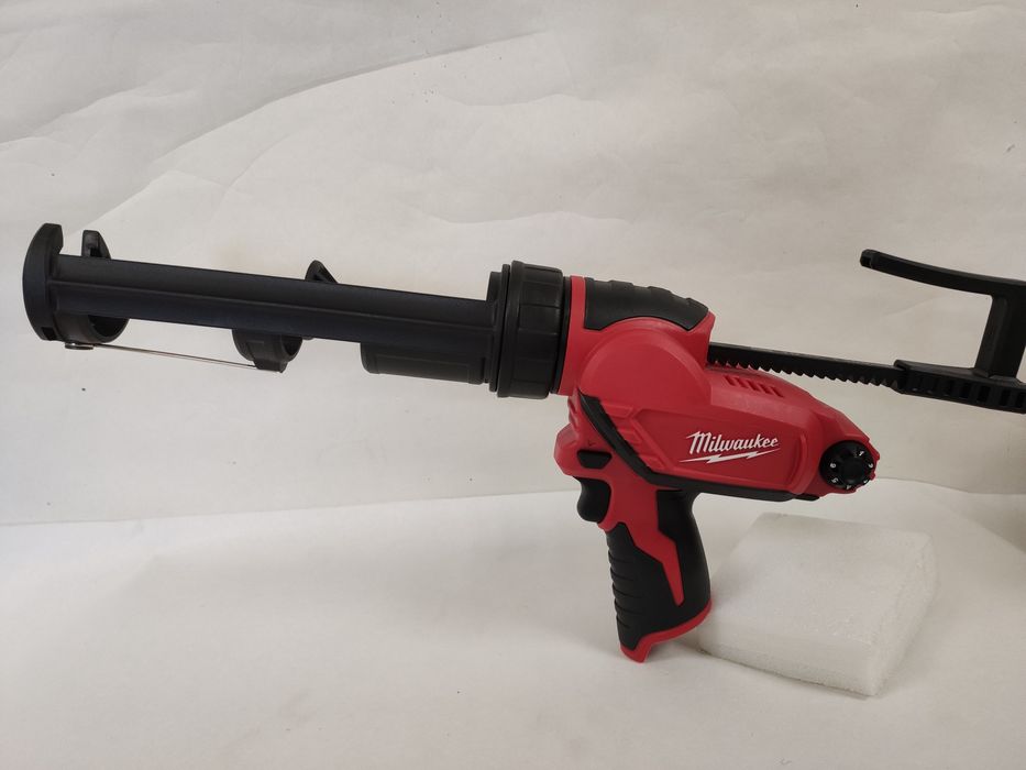 Оригінальний пістолет для герметика туба 310мл Milwaukee М12 2441-20