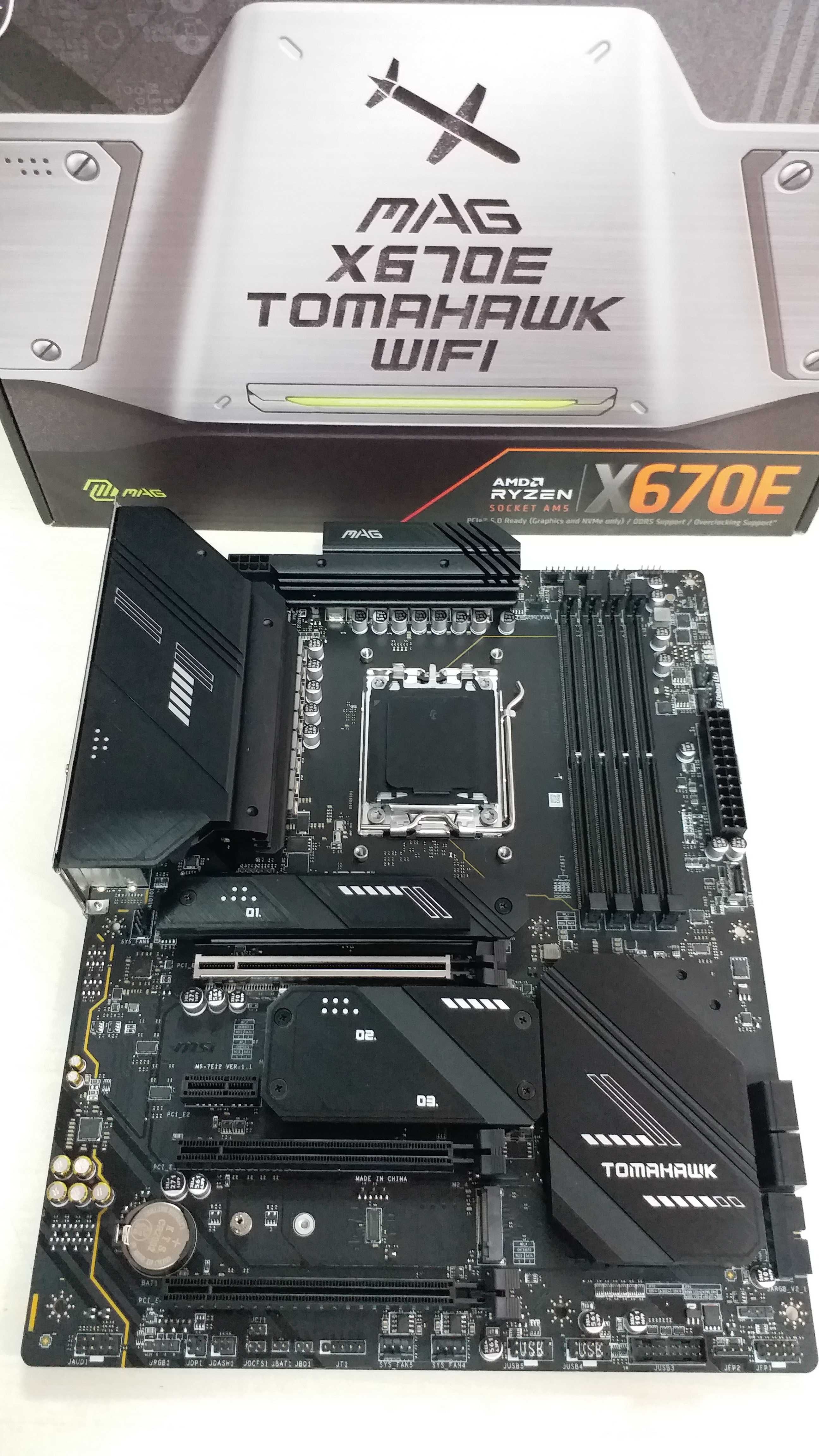 Топ плата MSI MAG X670E Tomahawk WiFi  AM5  DDR5