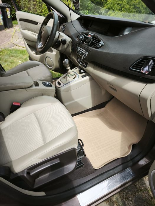 Renault grand scenic 7 osób