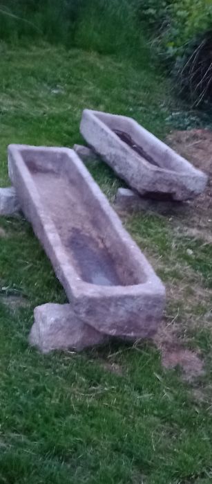 Stare koryta kamienne