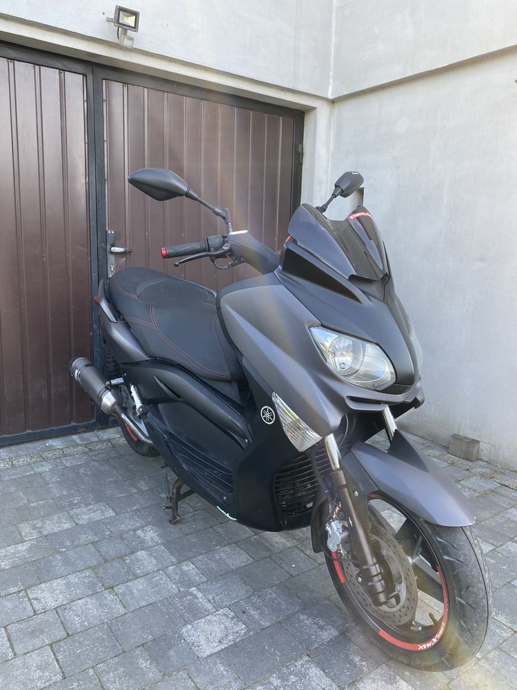 Yamaha x max 125