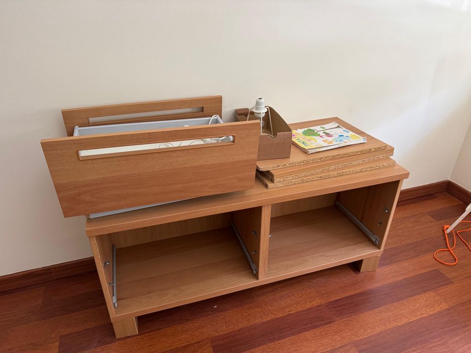 Combinação arrumação multimédia Ikea