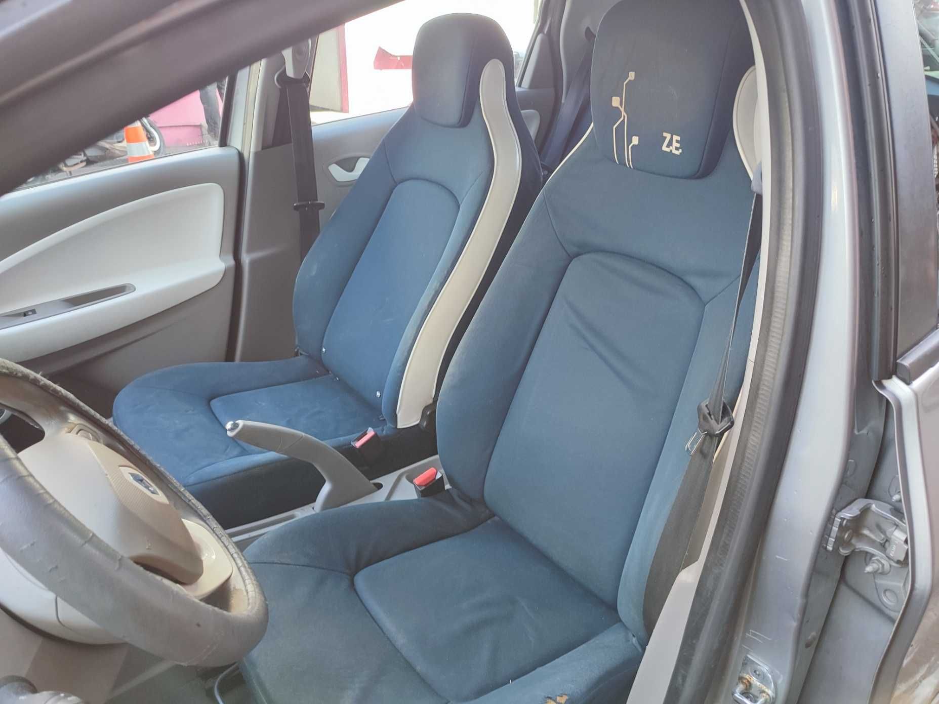 Renault ZOE Electric de 2014 REF Motor - 5AQ601 REF Cx - RA0001