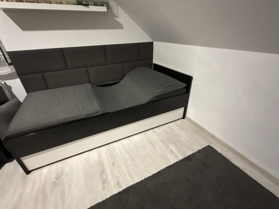 Super lłóżko 90x200 z tapicerowanym materacem VOX Young