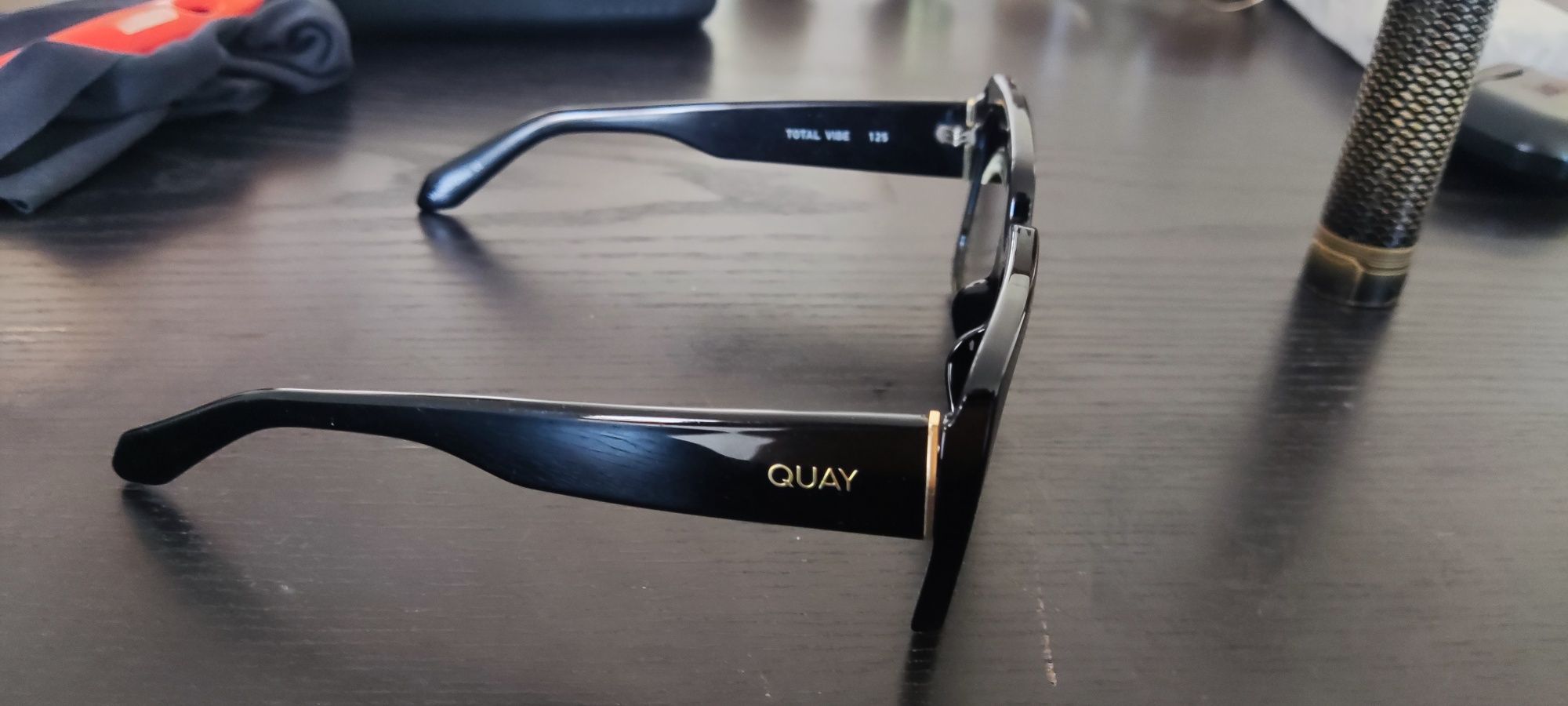 Quay sunglasses Austrália