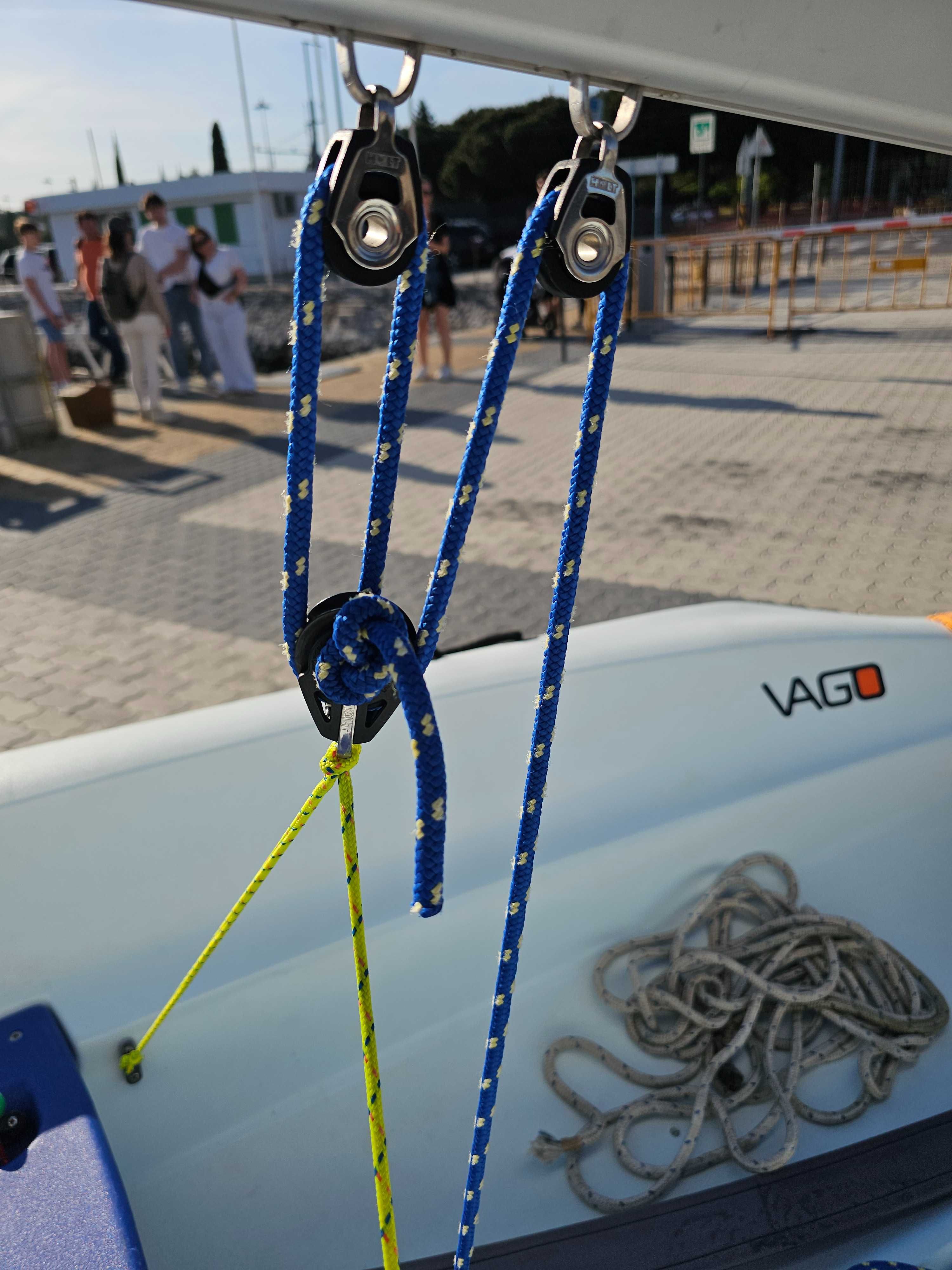 Barco a vela Laser Vago