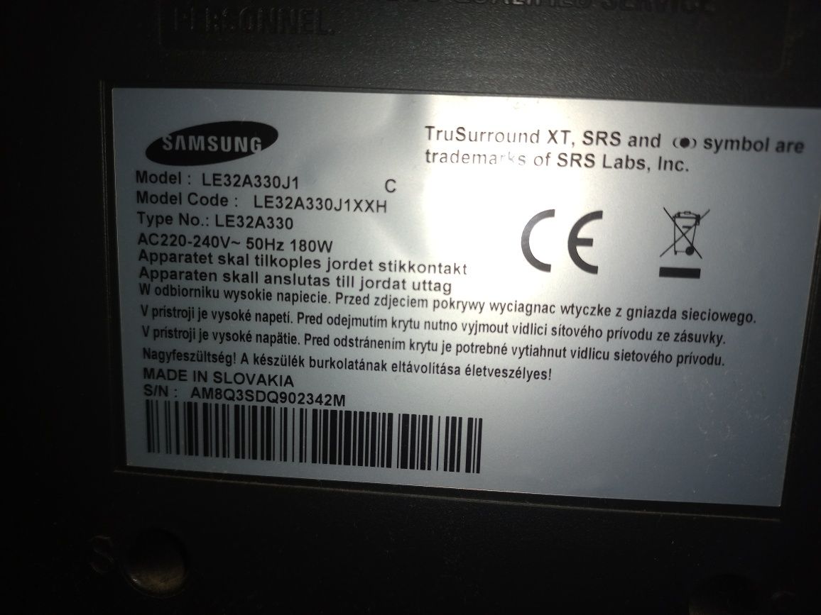 Продам телевизор Samsung 32 дюйма.