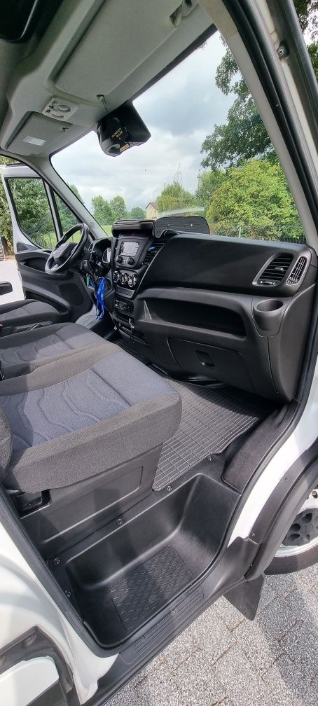 Iveco daily 35S18 12 palet