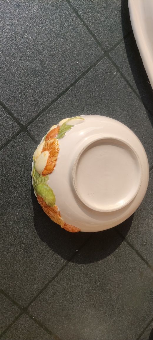 Tabuleiro loiça com 3 tigelas branco com castanho e verde