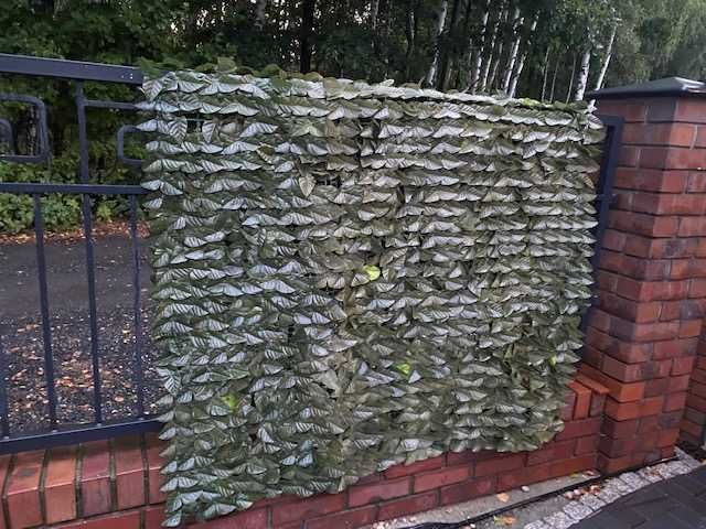 Osłona balkonu płotu - ściana ze sztucznych liści