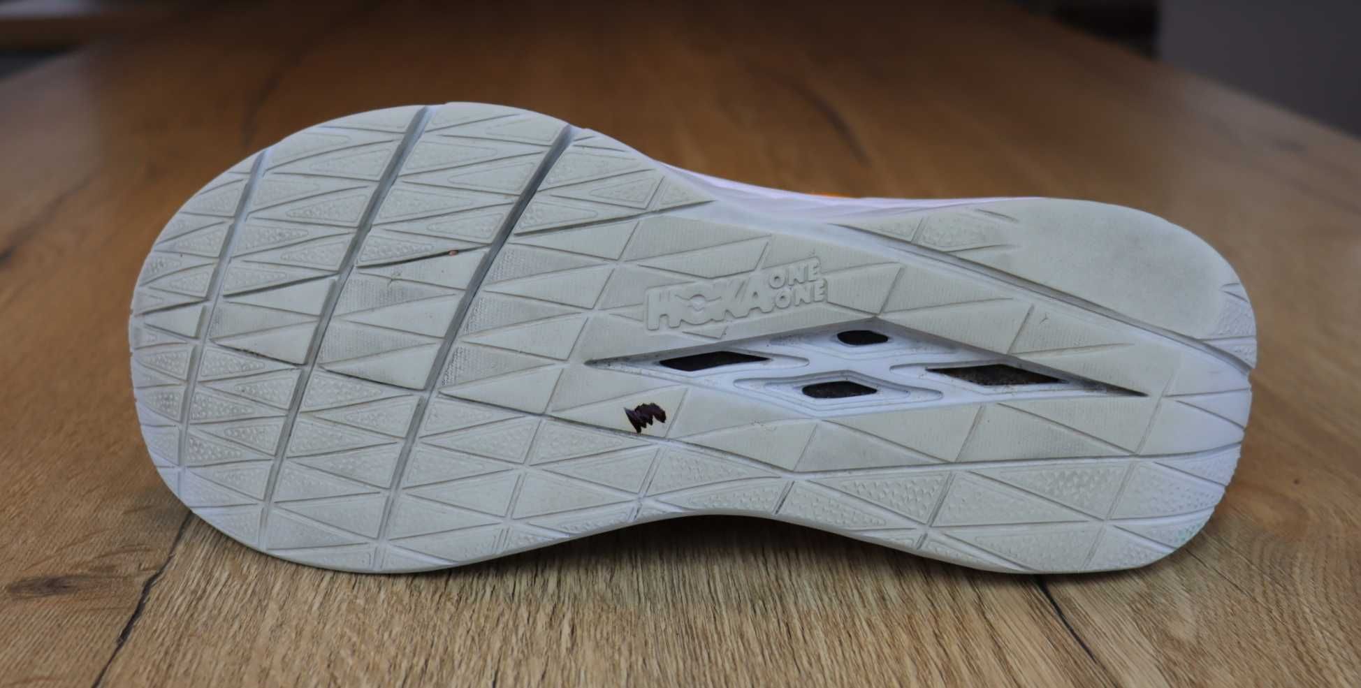 Hoka one one Carbon X-SPE męskie biegowe 40 2/3 (26 cm)