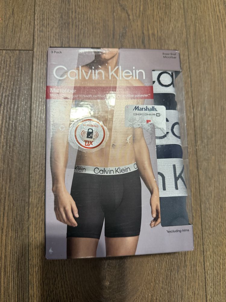Боксерки Calvin Klein , розмір М. Оригінал