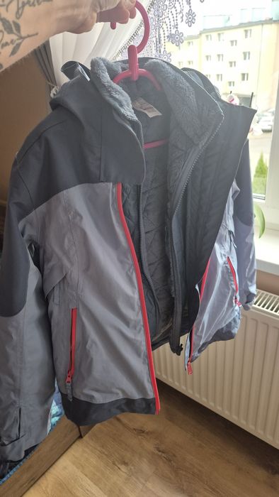Kurtka zimowa narciarska , bardzo dobry stan ,140 cm