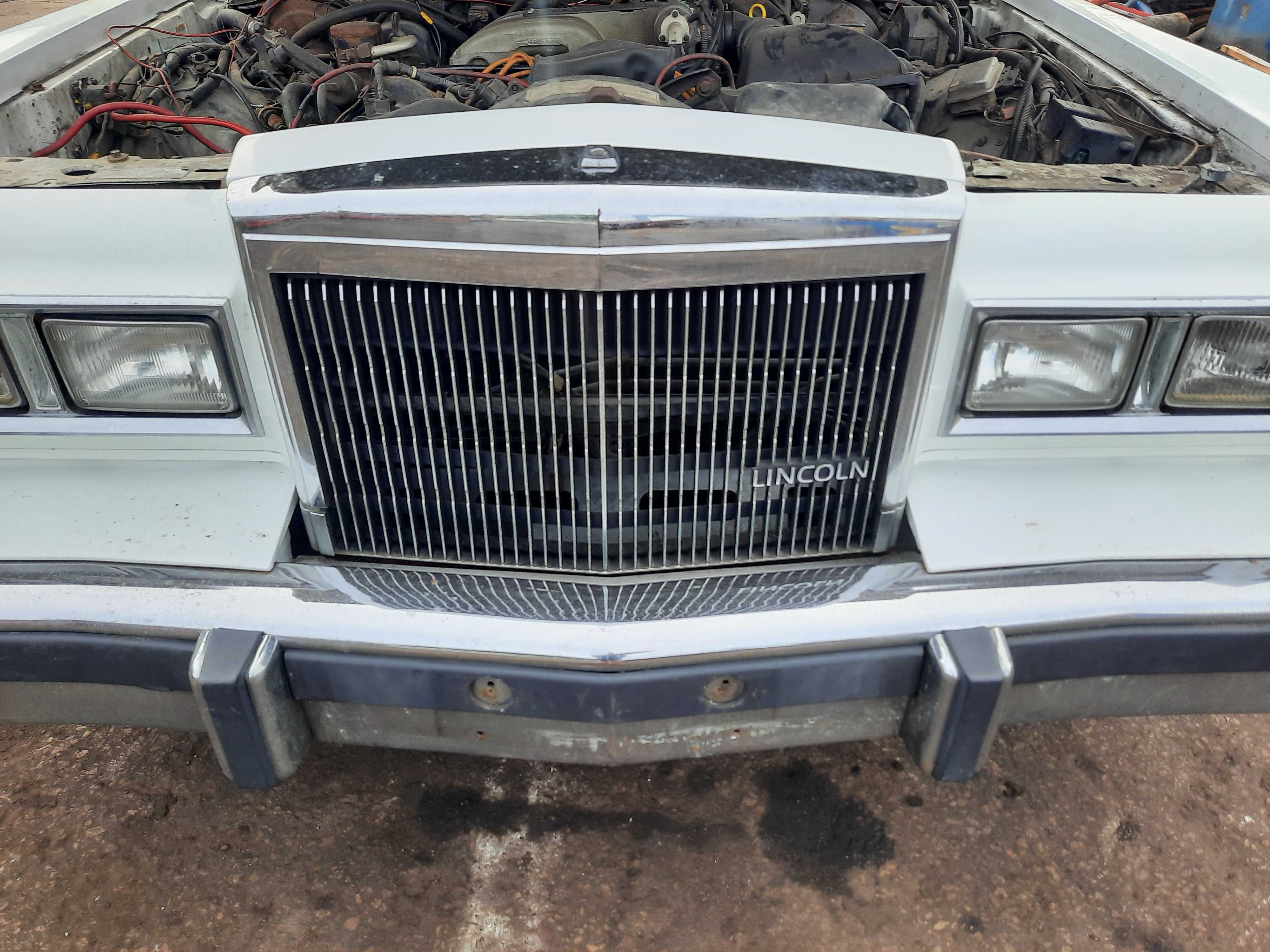 Emblematy z klapy Lincoln Town Car st.tropez 4 Mark VI