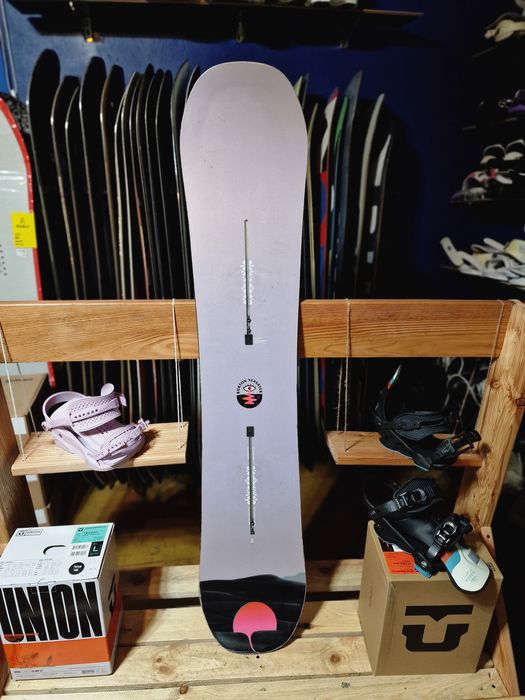 Deska snowboardowa Burton Yeasayer 140 cm snowboard