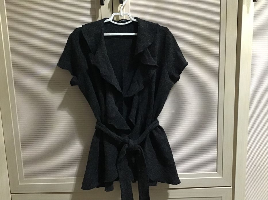 Жилетка жіноча тепла