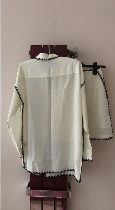 Костюм с шортами Toteme, р.34 ( S), новий