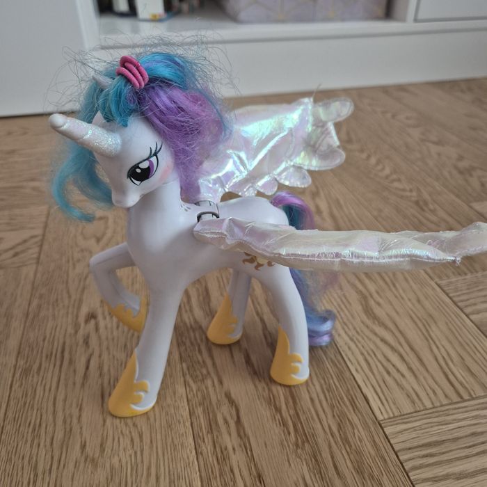 Interaktywny świecący kucyk My Little Pony gra świeci