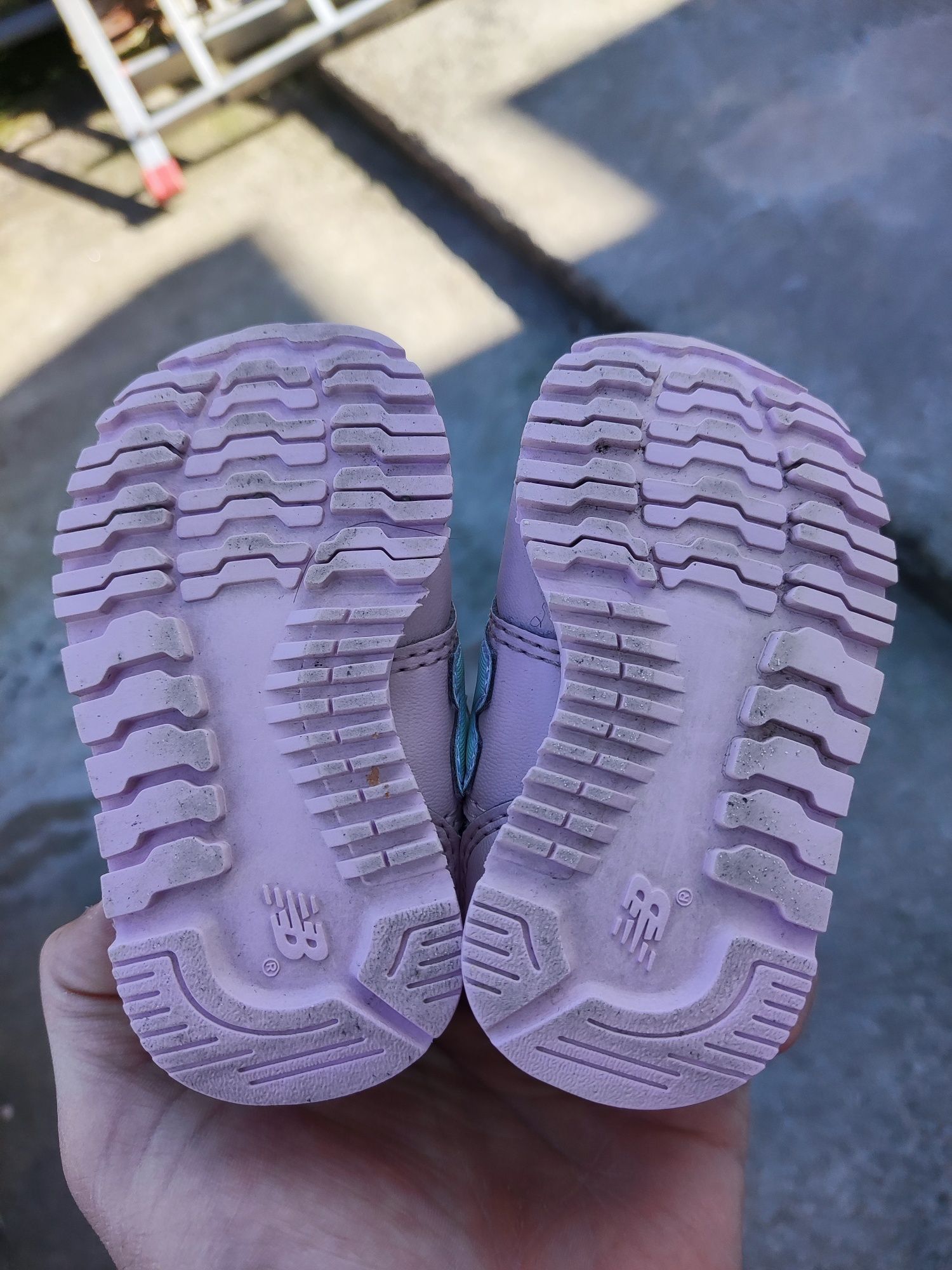 Sapatilhas bebê new balance n19 e jordan n19,5
