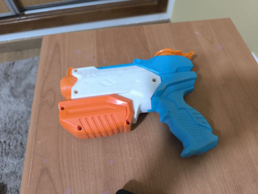 Nerf para atirar agua