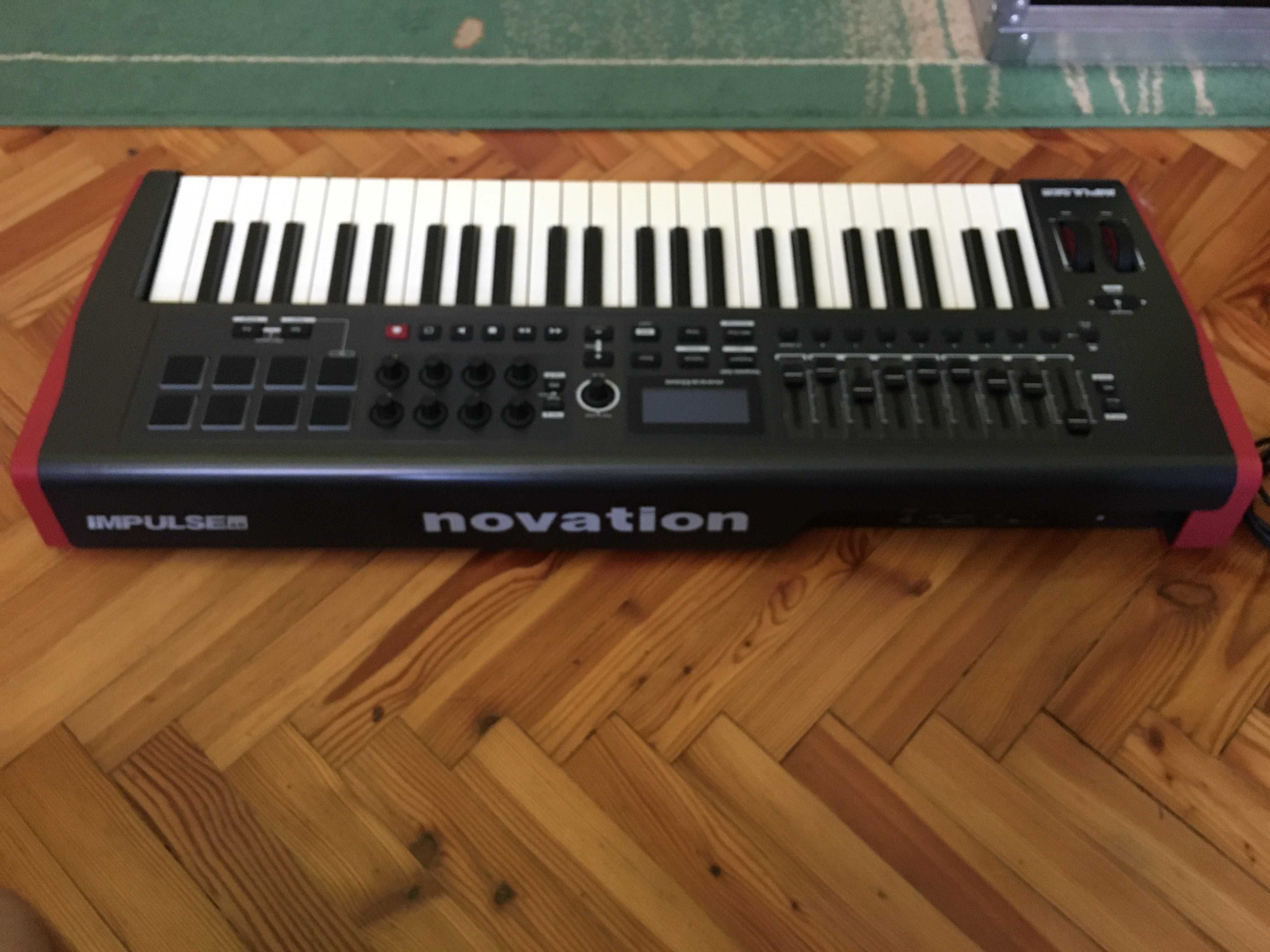 Novation Impulse 49 klawiatura sterująca MIDI