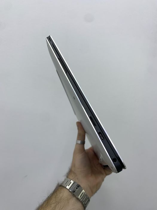 Б/У Ноутбук Dell XPS 13 9370