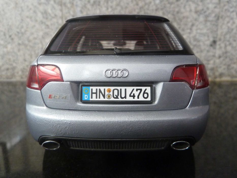 1:18 Minichamps Dealer Edition, Audi RS 4 Avant, AutoArt