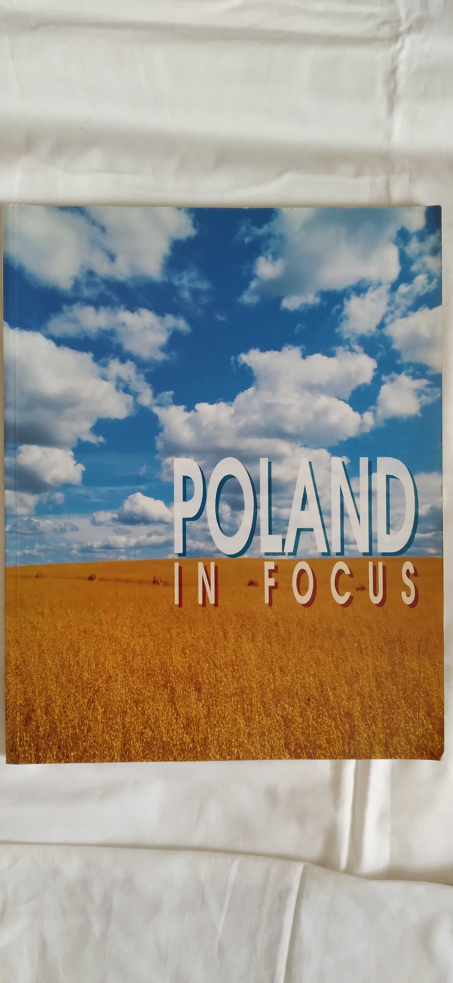 Книга Poland in focus польша книги польською