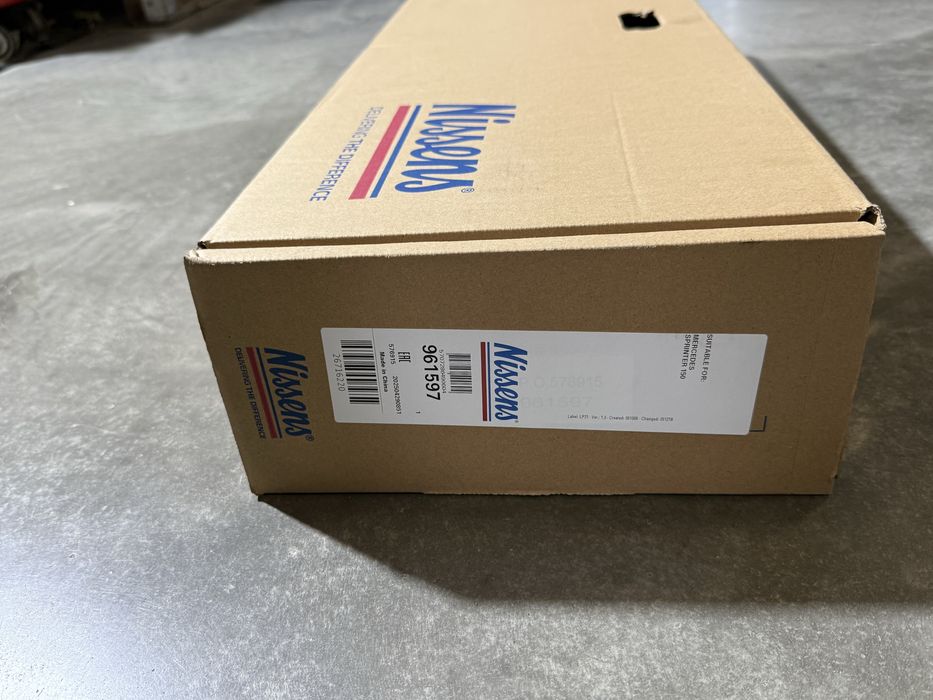 Радіатор інтеркулера интеркулер Sprinter W907 OM651 2.2 316