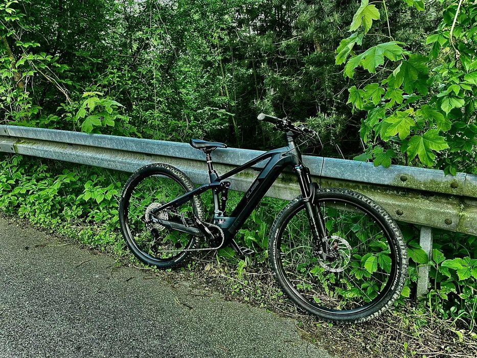 Cube Stereo Hybrid 120 Race 625