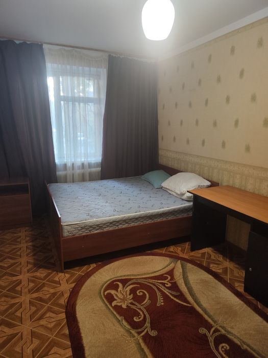 Сдаю 1к/кв Лески /Киевская 1/9,30м,в/у,4000