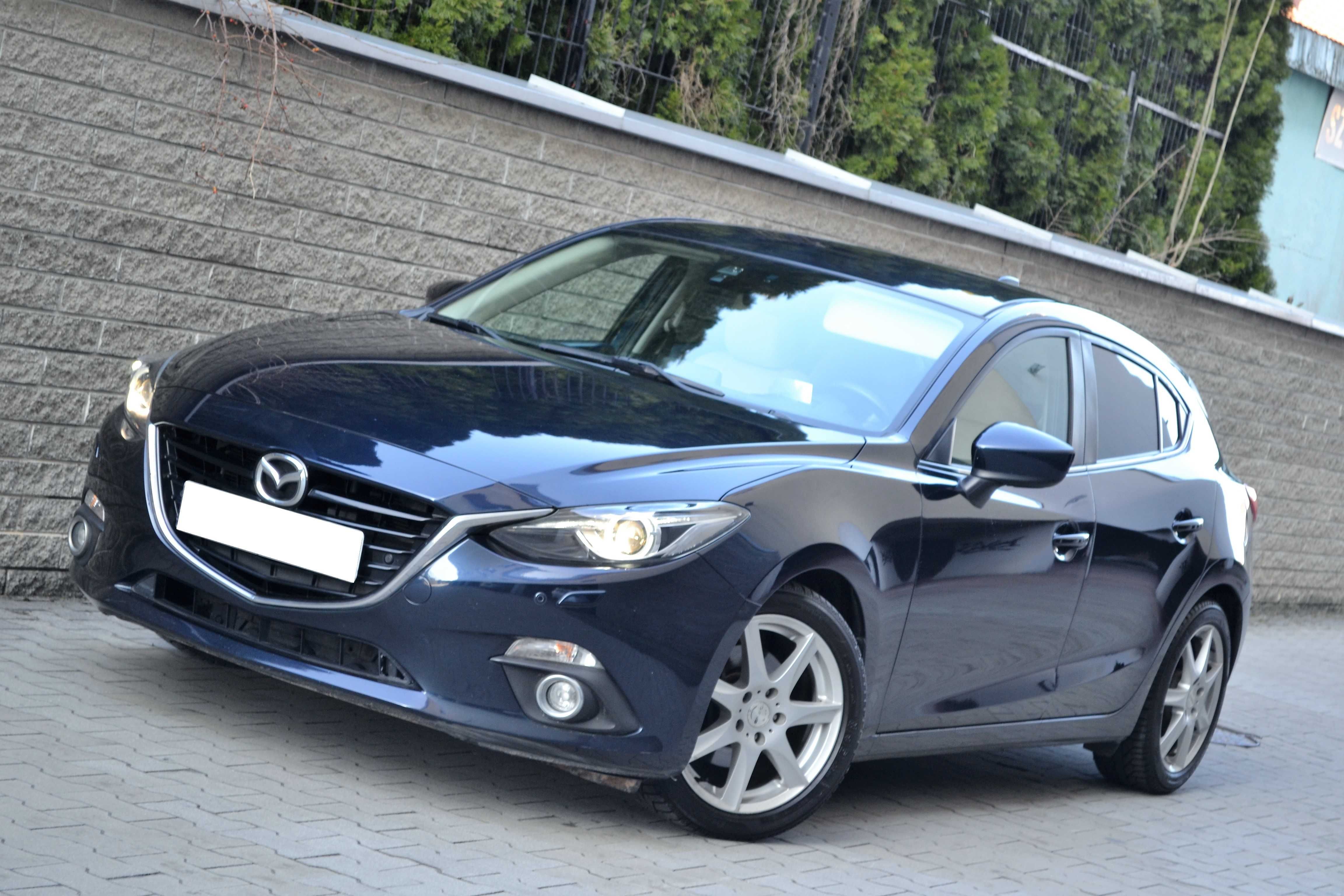 Mazda 3 2.0 120KM**Skóra**Xenon**HUD**PDC P+T**Key Less-Go**LED