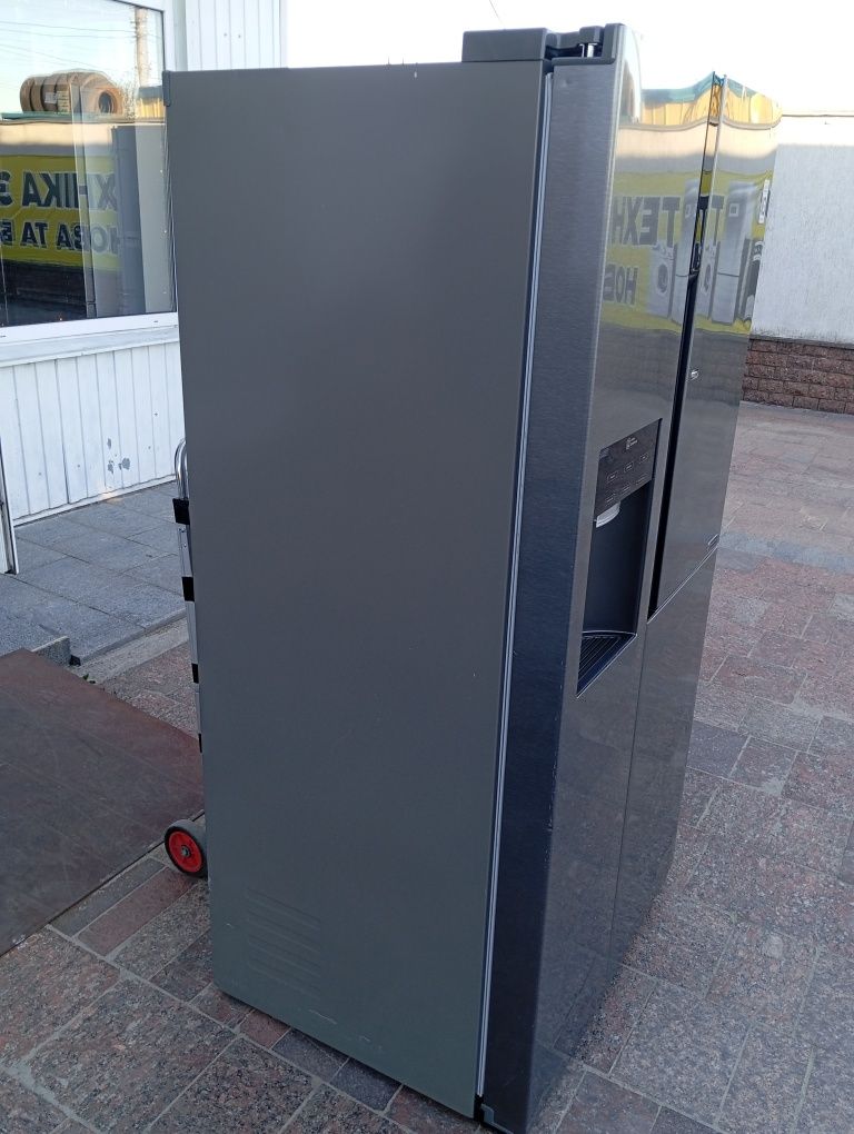 Холодильник LG Side-by-side темно серый из Германии гарантия