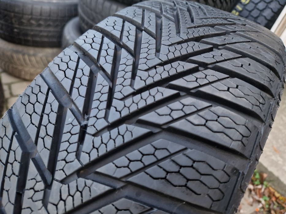 185/60R15 Continental ContiWinterContact TS 800 Зима склад шини резина