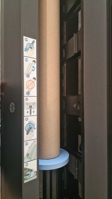 Plotter HP DesignJet T930 usado em bom estado