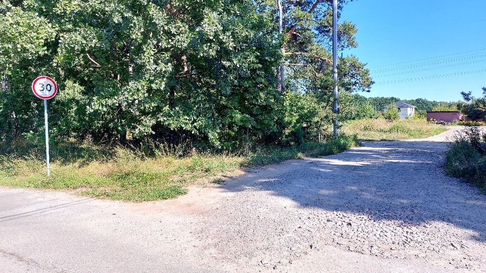 Продається ділянка 500м до центру смт Калинівка!. 1.94га, перспективна