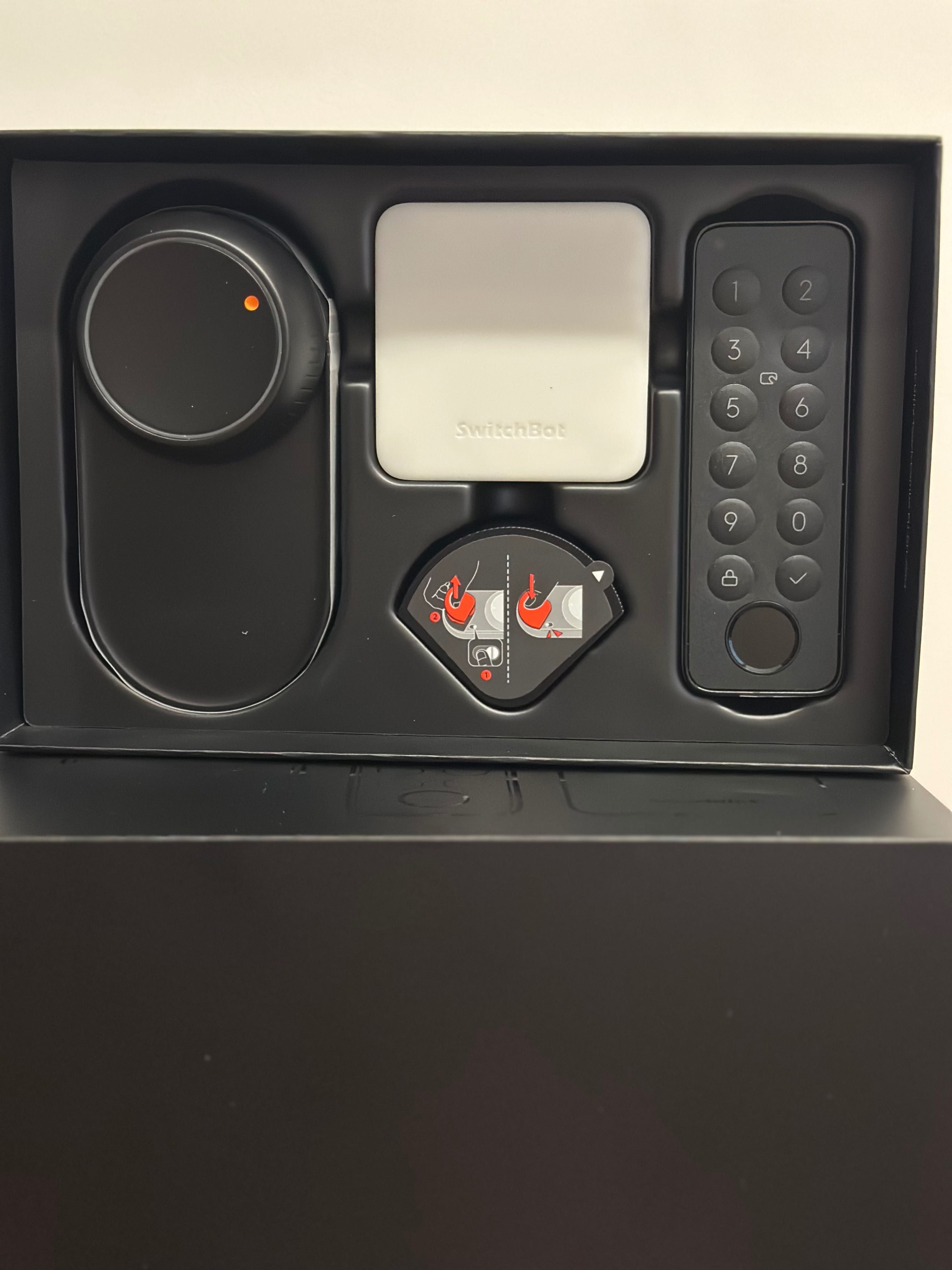 SwitchBot Smart Lock Ultra elektroniczny zamek do drzwi, odcisk palca