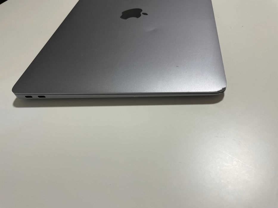 Ноутбук Apple MacBook Air 13 (2020) A2179 i3/8/128 Space Grey