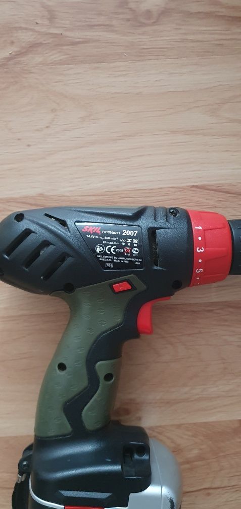 Wkrętarko-wiertarka Skil 14.4 V