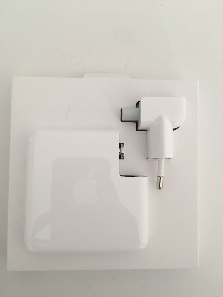 Adaptador Apple como novo