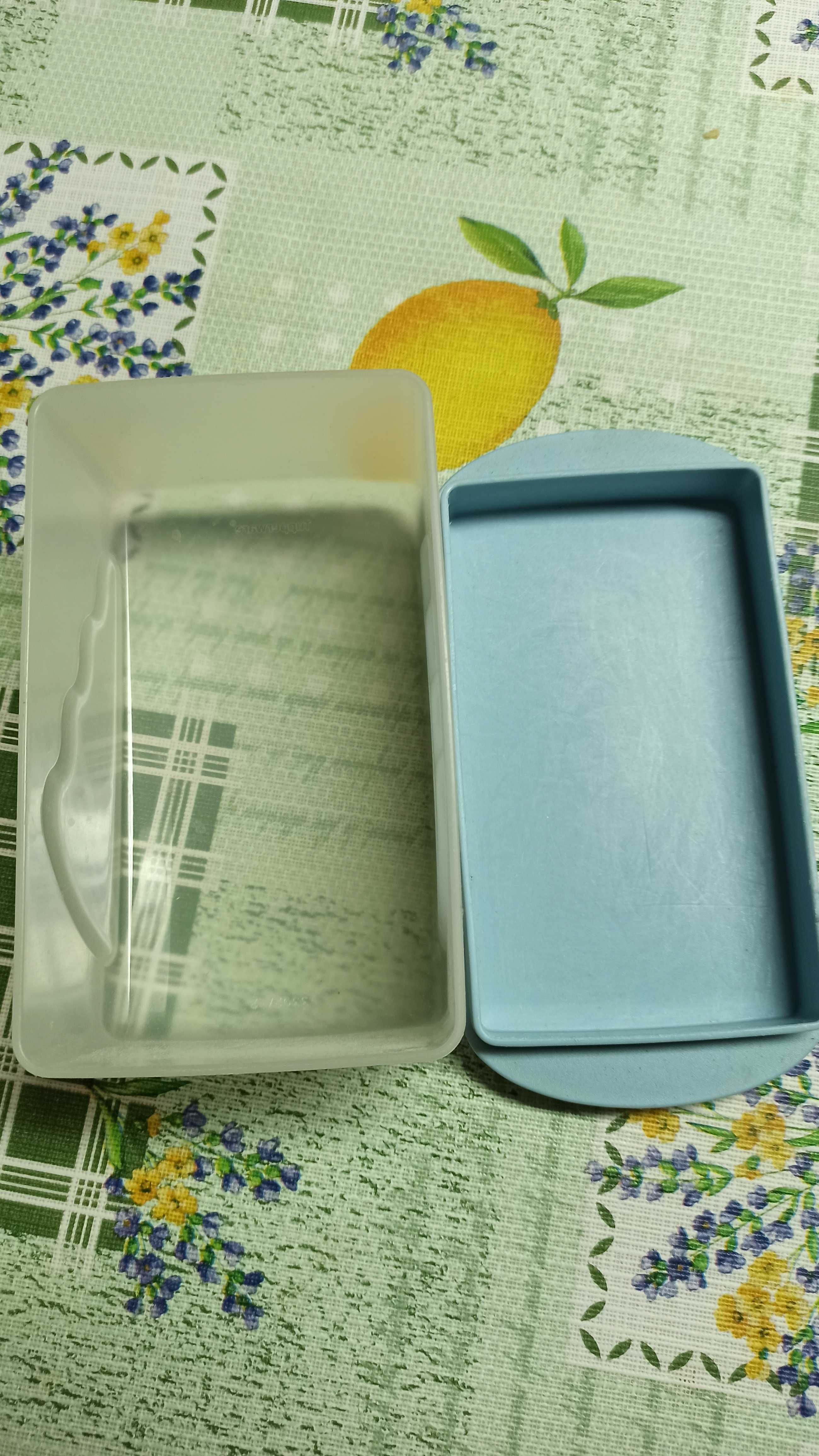 Caixa para manteiga Tupperware como Nova