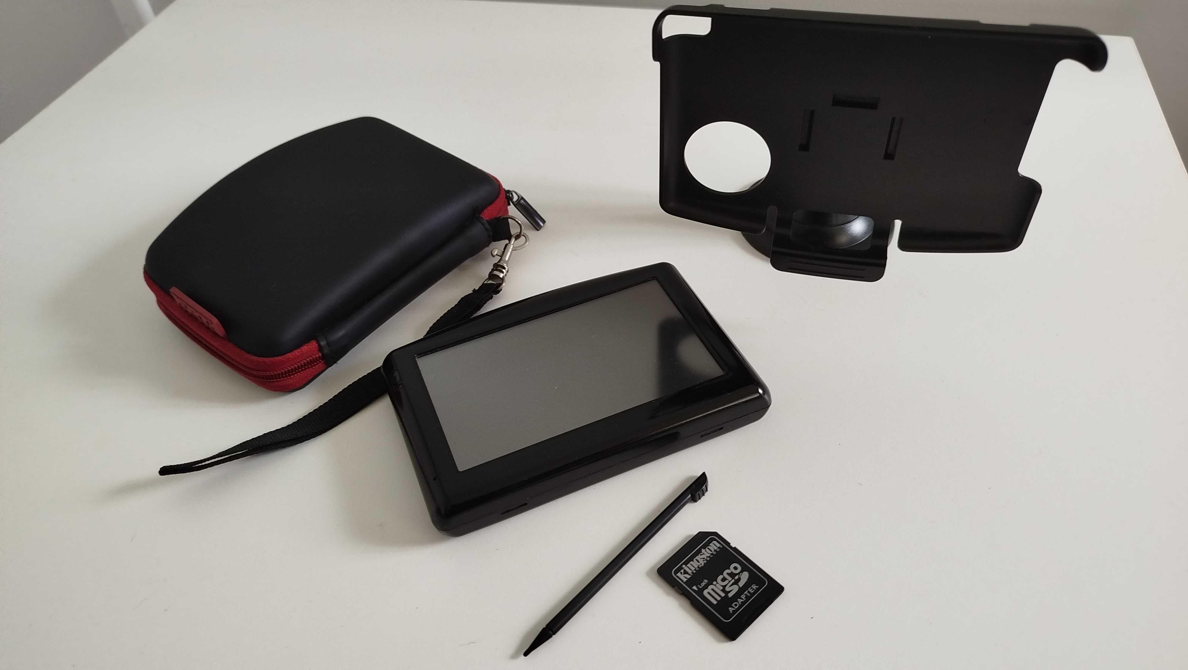 GPS NDRIVE G800R com Acessórios (Com Software NNG iGO 8)