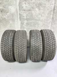 Зимові шини Michelin X-Ice Snow 225/55 R17 101H XL 2022 рік