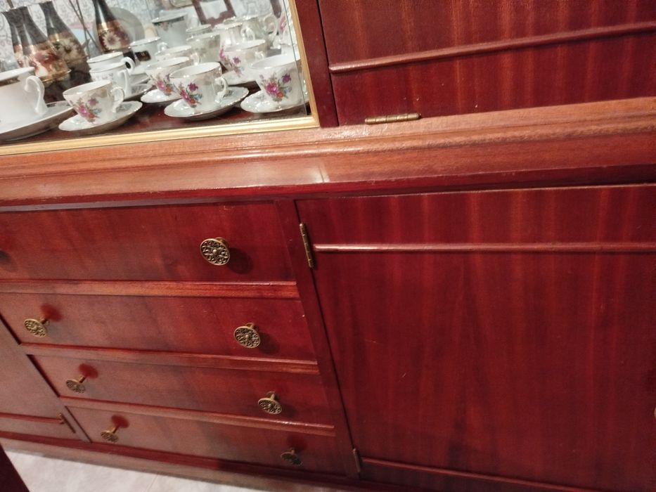 Mobília de sala de jantar em madeira