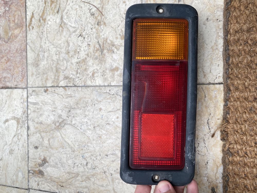 Farol traseiro pajero longo