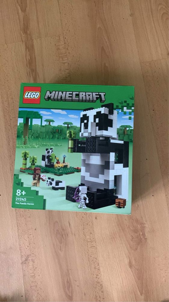 Lego minecraft panda